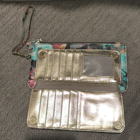 Steve Madden wristlet - Picture 3 of 5